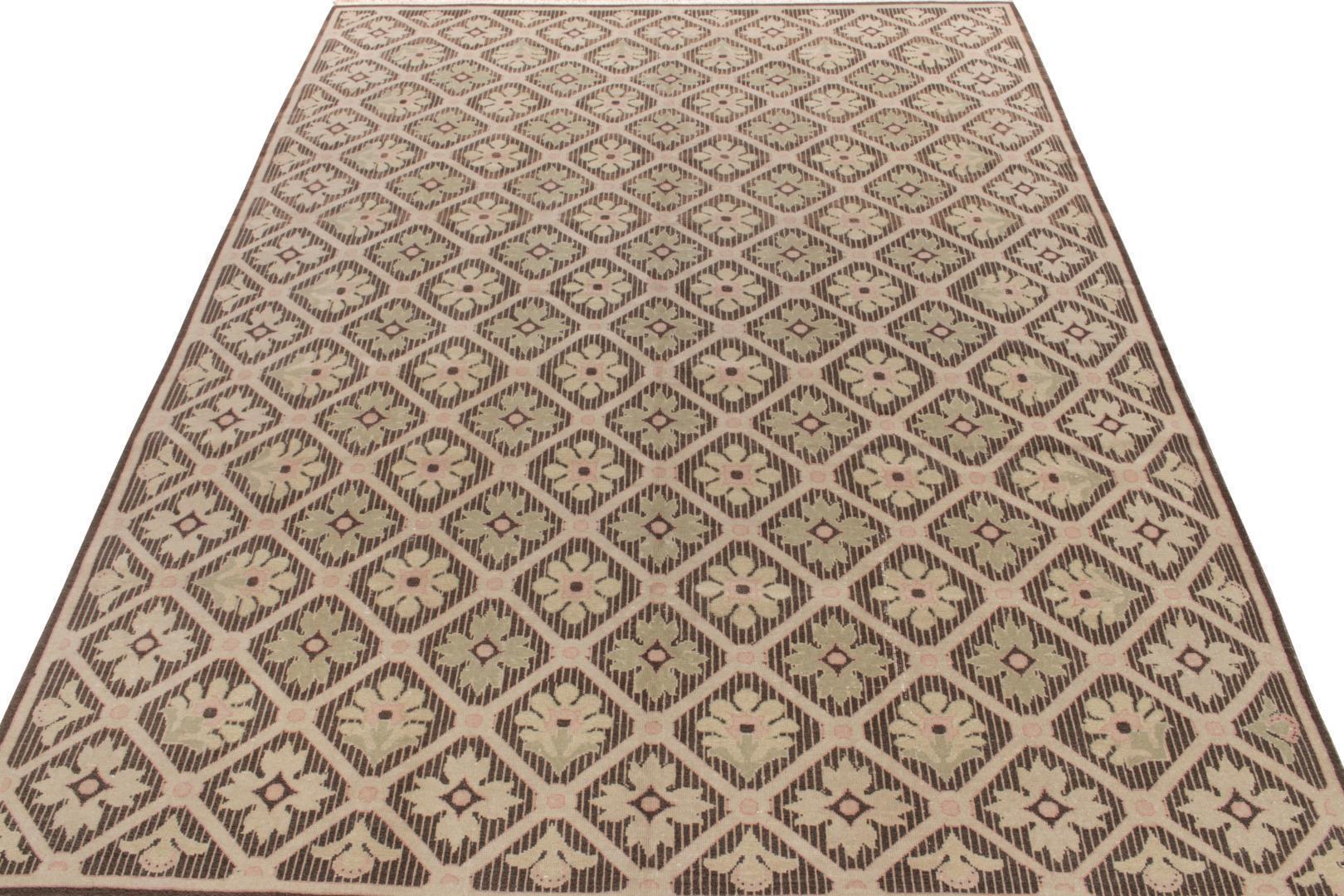 Country Rug Pattern Vintage French Country style Rug in Beige-Brown, Pink, Green Floral ...